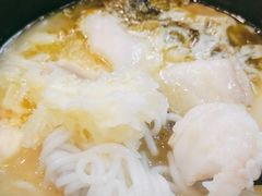 -灵芝妹子海鲜米线(瓦房店新玛特店)