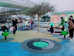 -北京华联购物中心(同成街店)