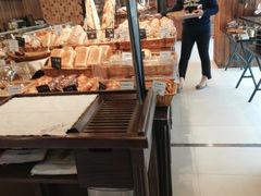 面包甜点陈列柜-红跑车(三牌楼店)