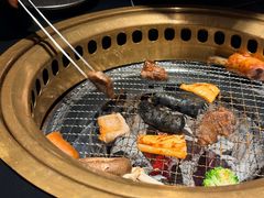 -山川小町·极番烧肉(新地假日广场店)