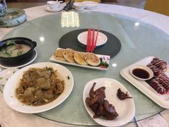 -御满江海鲜酒家(洛溪新城店)