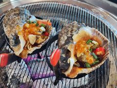 -围炉肉舍•炭烤活鳗•丹东海鲜烤肉(步行街店)