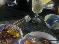 -JW万豪厨房餐厅·滨海草坪烧烤·海鲜·海景(三亚绿发山海天JW万豪酒店)