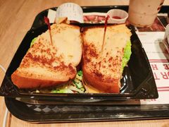 -The Habit Burger Grill 哈比特汉堡(复兴soho店)