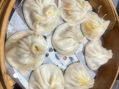 -莱莱小笼·乔艾