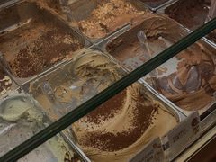 -VENCHI 闻绮(上海佛罗伦萨小镇店)