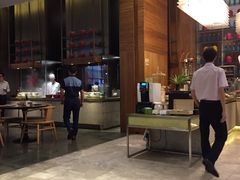 -华邑酒店·鲜艳全日自助餐厅