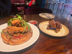 -Brut Eatery Wine Bar & Restaurant (建国东路店)
