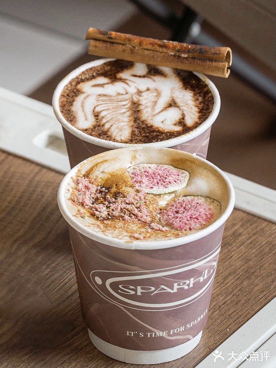 广州探店|会发光的复古咖啡厅☕