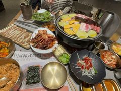 -草家酱蟹炭火烤肉店(珲春南路一店)