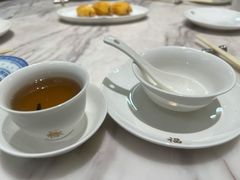 -香港百合居(LCM置汇旭辉广场店)
