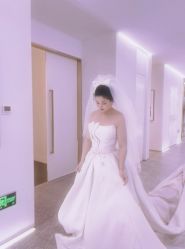 -唯一旅拍·颂当代影像艺术中心(上城店)