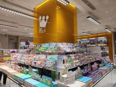 -泡泡玛特POPMART(蓝色港湾店)