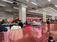 -NIKE上海青浦换季优惠店