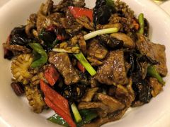 -刘胖子家常菜·蹄花焖藕(中南店)