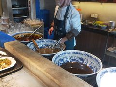 自助取餐区-清真盛志望麻酱酿皮·非遗老字号