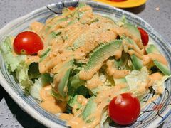 牛油果蔬菜沙拉-小乔回转寿司(铁东万象汇店)
