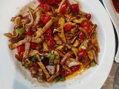 -月枫江南小馆(绿地缤纷广场店)