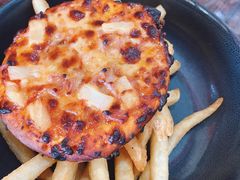 -12 Rocks Beach Bar Cafe