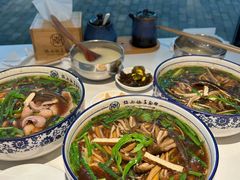 -镇南锅盖面馆(解放路店)