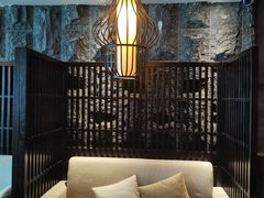 -深圳罗湖东门步行街亚朵X酒店