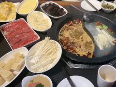 -陈府大宅门成都火锅·手切鲜肉(太原街店)