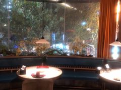-沪小胖小龙虾(淮海中路旗舰店)