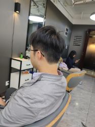 -藤野造型烫发染发