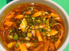 一口香-令氏家外家周秦食府(高新店)