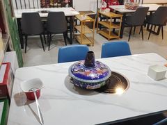 -毛辣果·贵州红酸汤牛肉火锅(西单店)