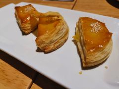 金枕榴莲酥-兰亭轩茶餐厅(长江路店)