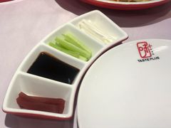 -味+新京宴·烤鸭·北京菜(创意谷店)