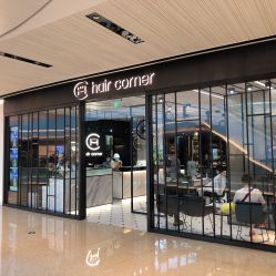 -HAIR CORNER