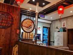 大堂-极简·炭火烤肉主题餐厅·龙虾烧烤·烤羊排(宝龙店)