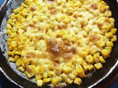 料理烤芝士玉米粒-老东镇啤酒屋海鲜加工·蒸汽海鲜·海鲜烧烤(台东店)