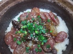 腊肠腊肉煲仔饭-红星光发煲仔饭(大石街店)