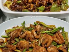 -大胡同天津菜·海肠捞饭·津门皮皮虾锅贴一绝(西姜井店)