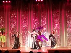 -金东尼人妖秀