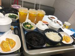 -老娘舅餐厅(黄龙体育中心店)