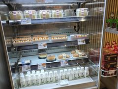-85度C(生甜甜圈研究工坊·上海平凉店)