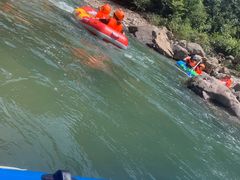 -安吉龙王山峡谷漂流