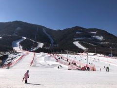 -鳌山滑雪度假区