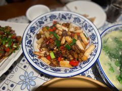 藕带炒剔骨肉-邻里佬湘(东区店)