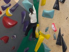 -ROCKPLUS攀岩馆(环宇城店)