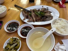 -乌文新澄海卤鹅店