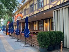 -申德勒加油站餐厅(三里屯北小街店)