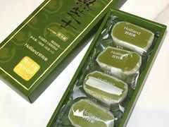 -好利来(上海虹桥新天地Lab主题店)