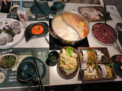 -椰子湾·海南火锅·糟粕醋·椰子鸡(正大广场店)