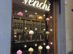 -VENCHI 闻绮(上海佛罗伦萨小镇店)