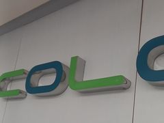 -卡罗酒店(东门晒布地铁站店)